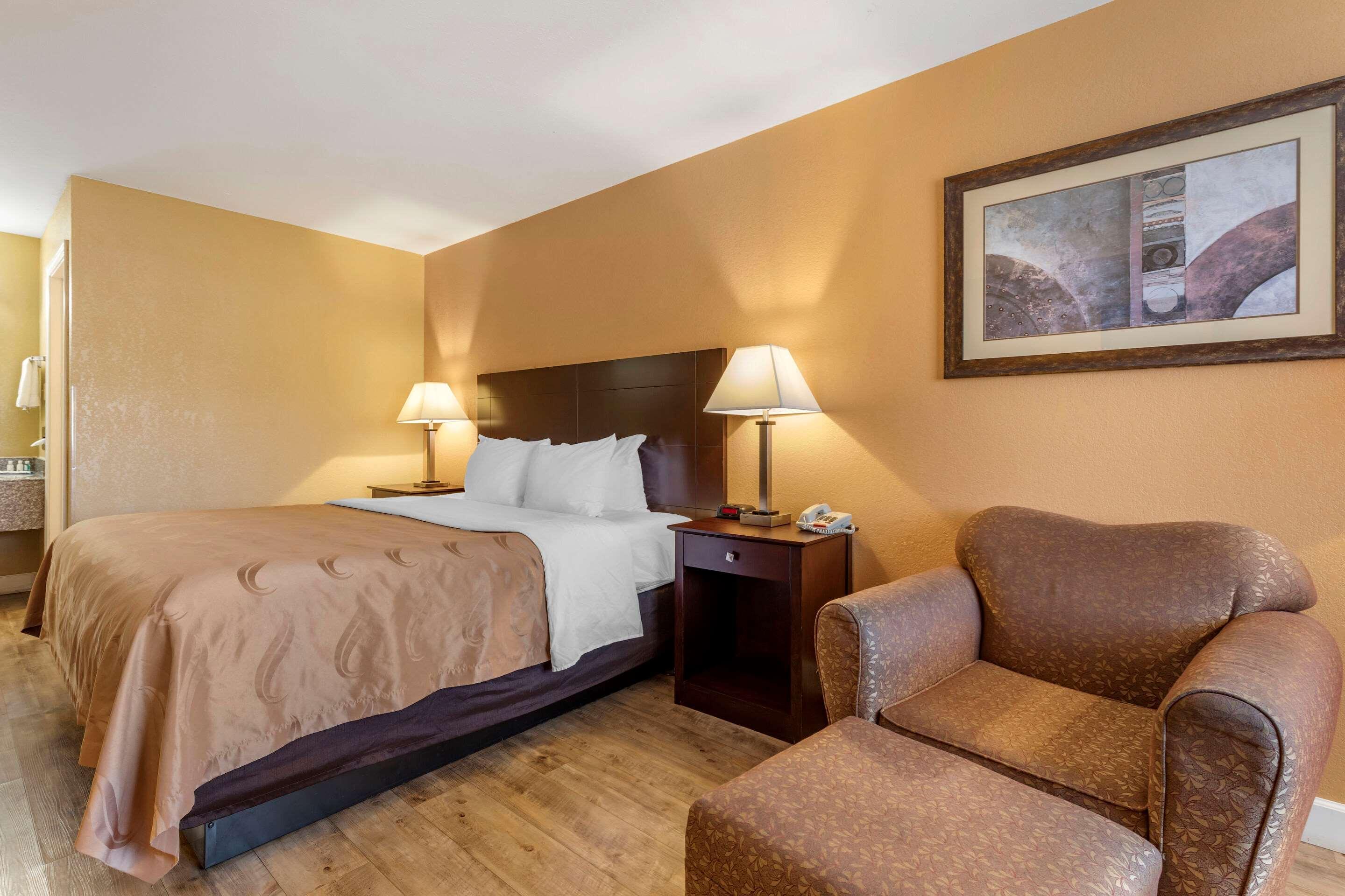 Quality Inn Russellville I-40 Exteriör bild