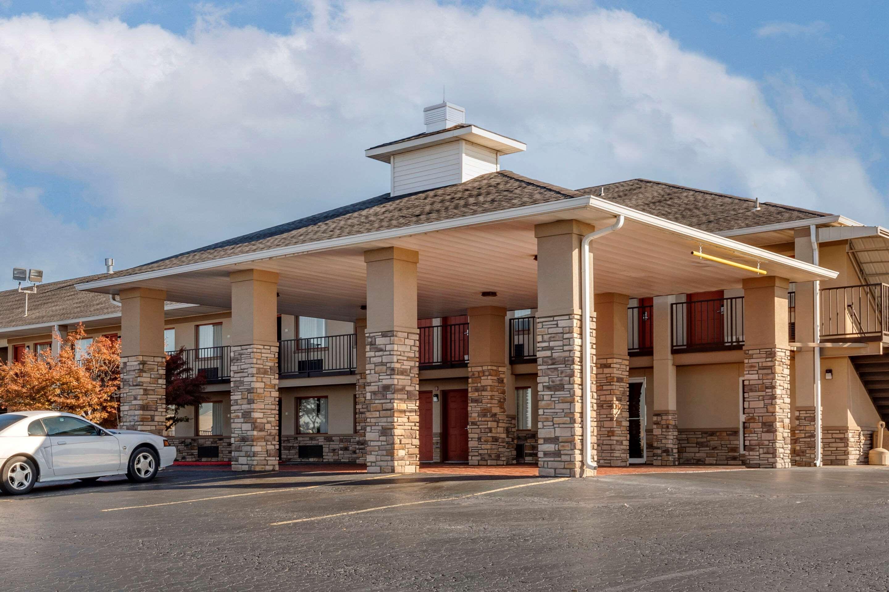 Quality Inn Russellville I-40 Exteriör bild