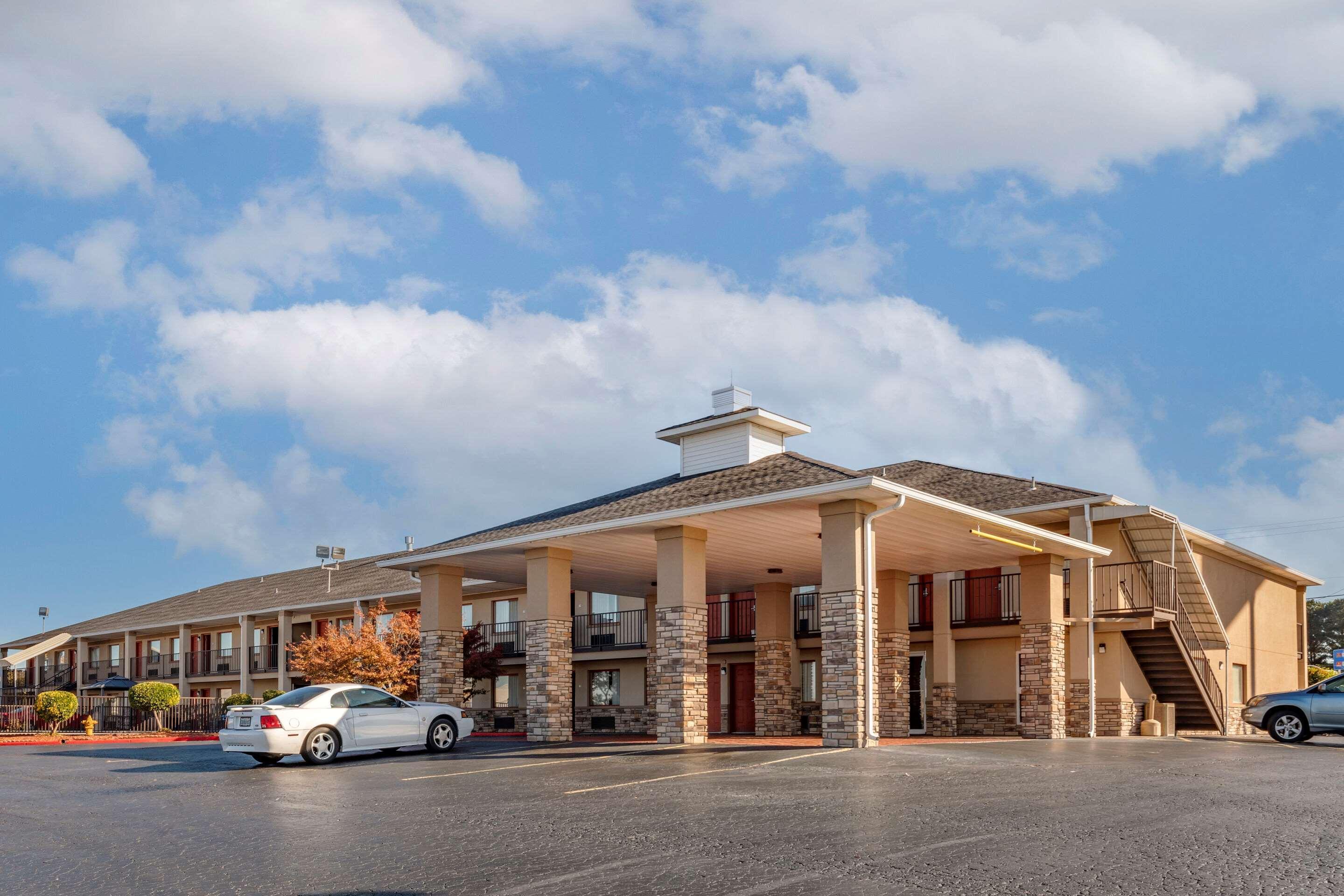 Quality Inn Russellville I-40 Exteriör bild