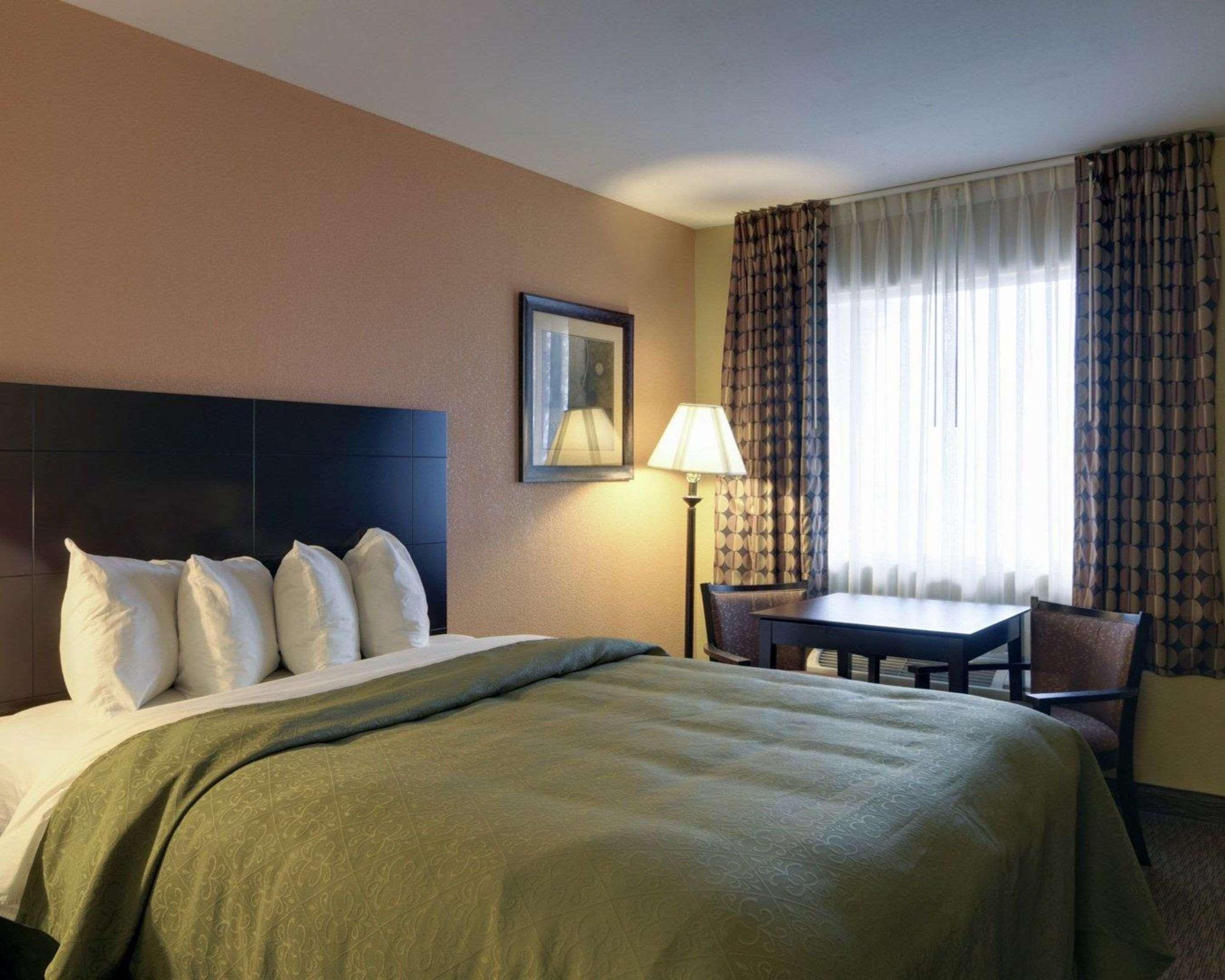 Quality Inn Russellville I-40 Exteriör bild